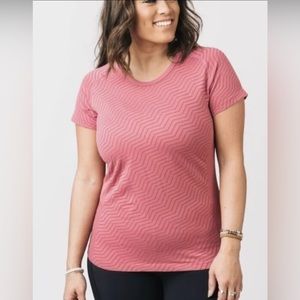 ZYIA Active Poppy Chevron Print Short Sleeve Tee Shirt Pink X Large‎ Seamless